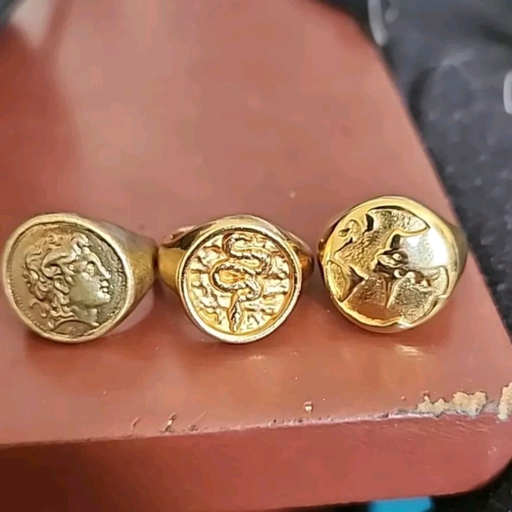 3 Signet Ring Sets